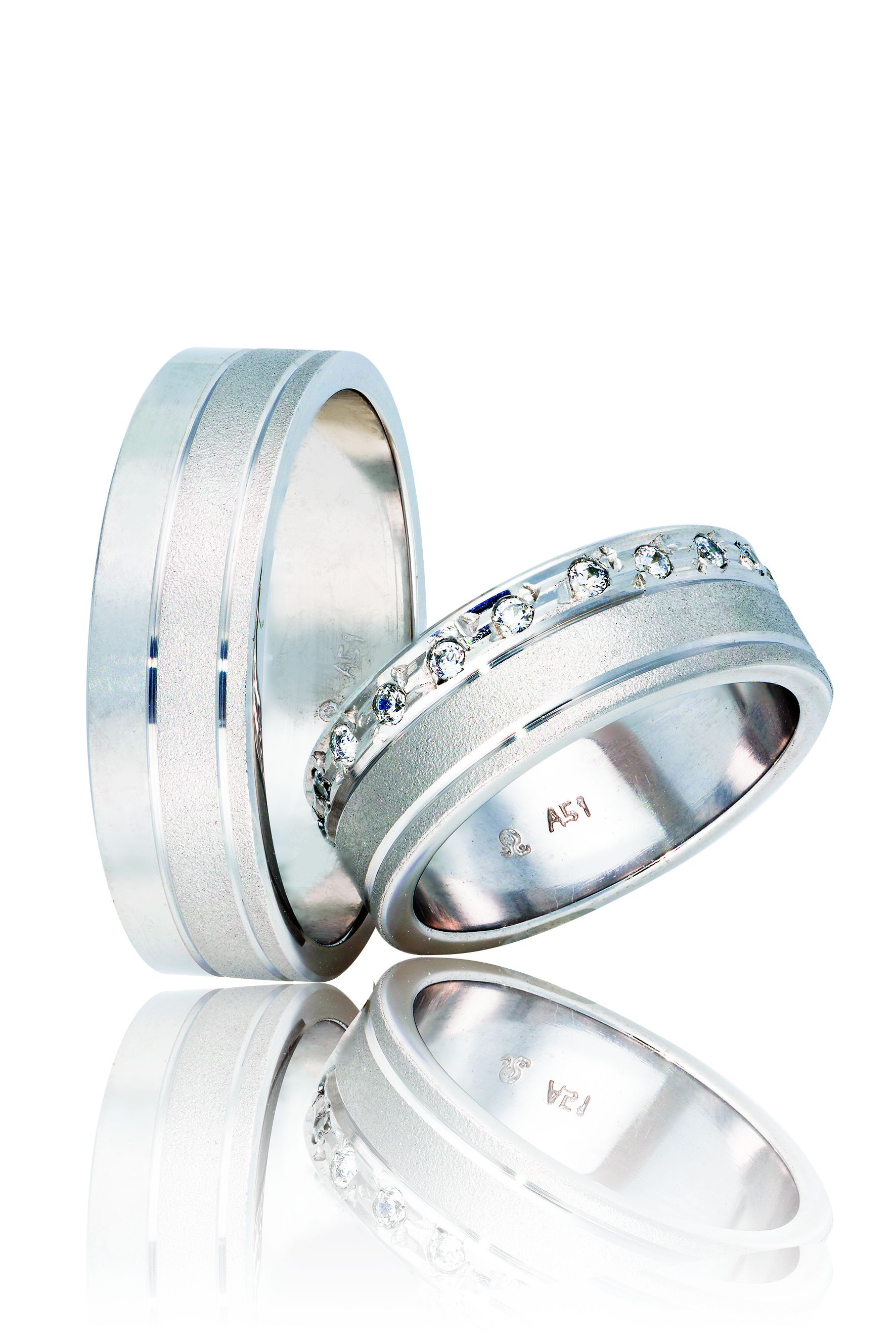 White gold wedding rings 6.5mm (code 1W)